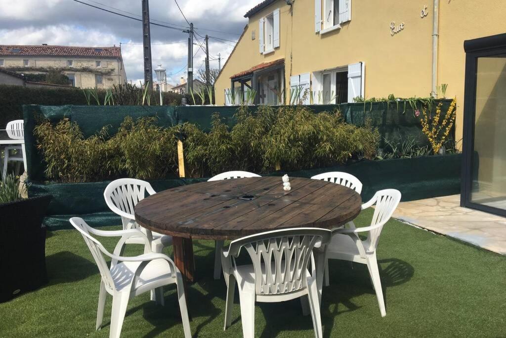 Magnifique Maison 80M² Avec Exterieur Saint-Michel-le-Cloucq Екстериор снимка